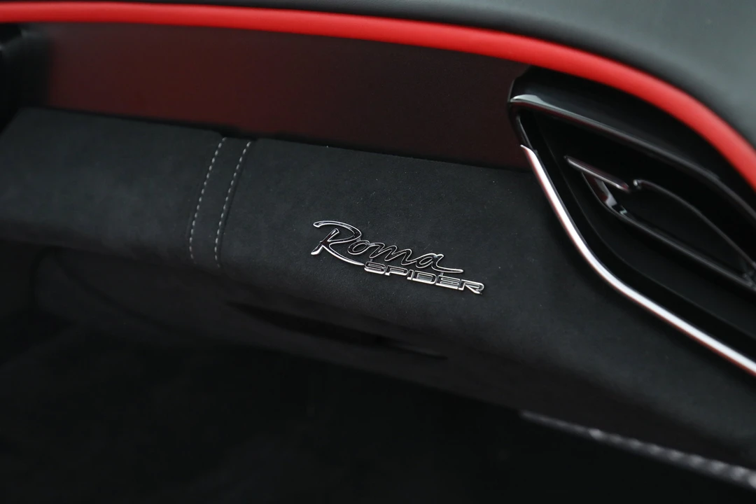 2025 Ferrari Roma Spider - Image 30 of 31