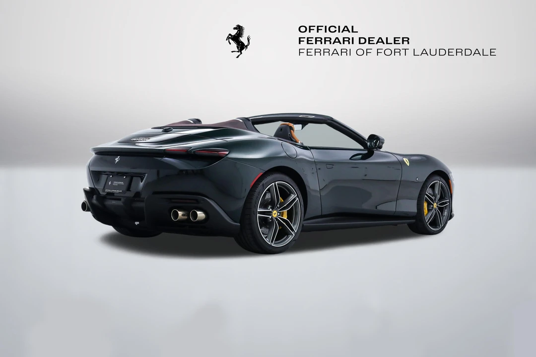 2025 Ferrari Roma Spider - Image 3 of 31