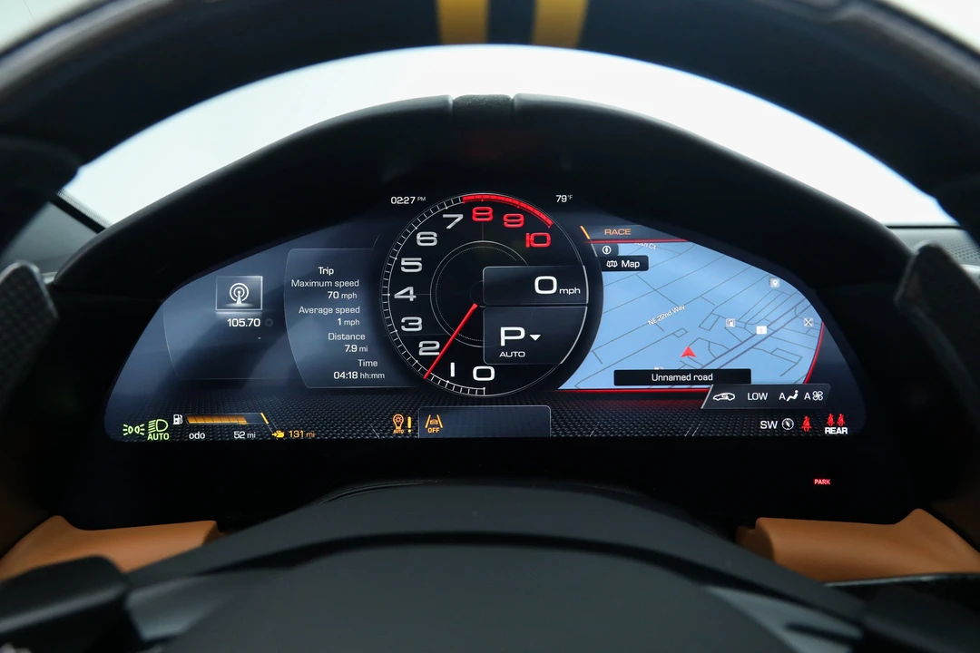 2025 Ferrari Roma Spider - Image 30 of 31