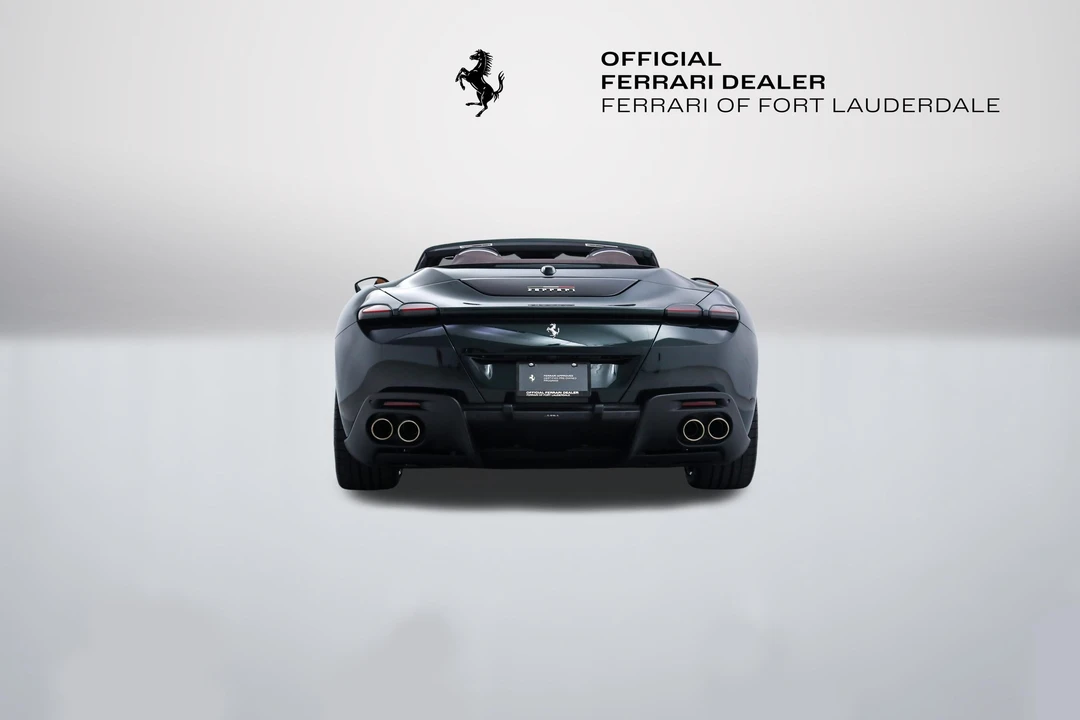 2025 Ferrari Roma Spider - Image 9 of 31