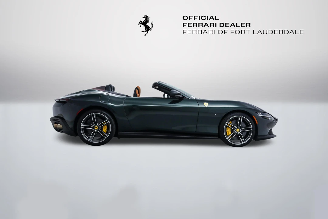 2025 Ferrari Roma Spider - Image 10 of 31