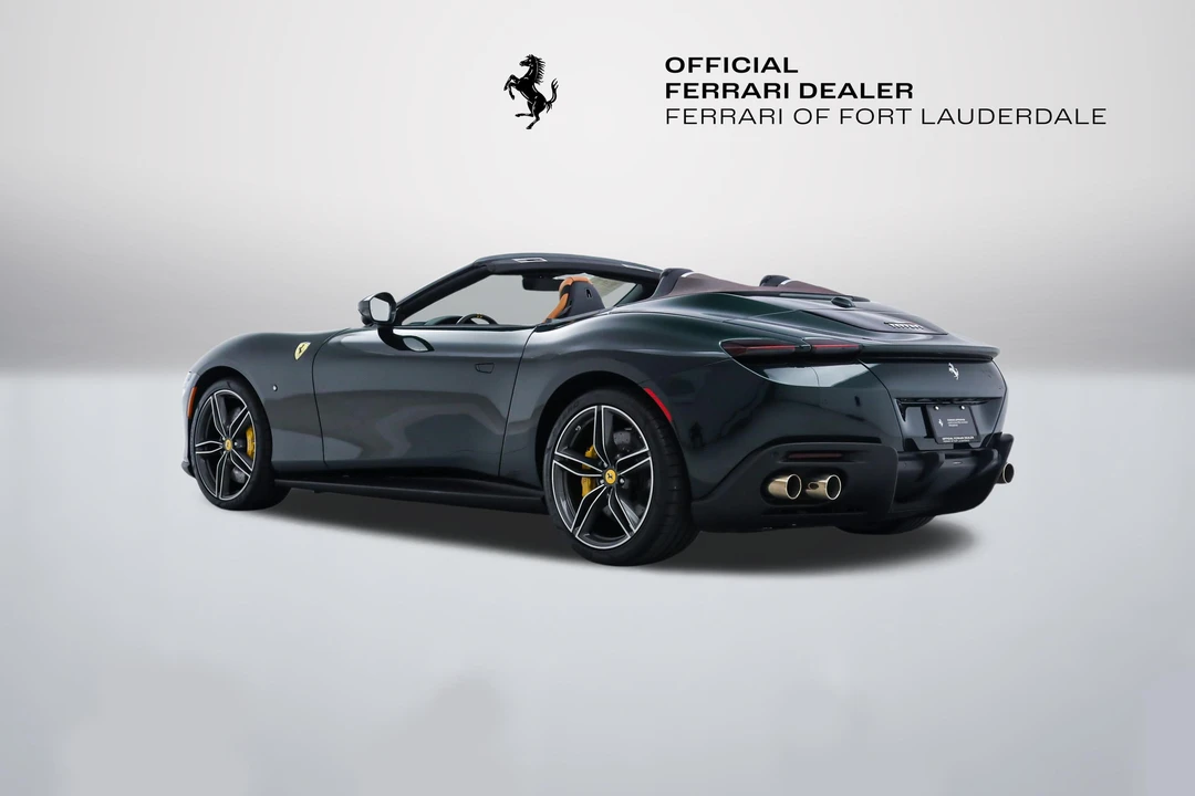 2025 Ferrari Roma Spider - Image 8 of 31