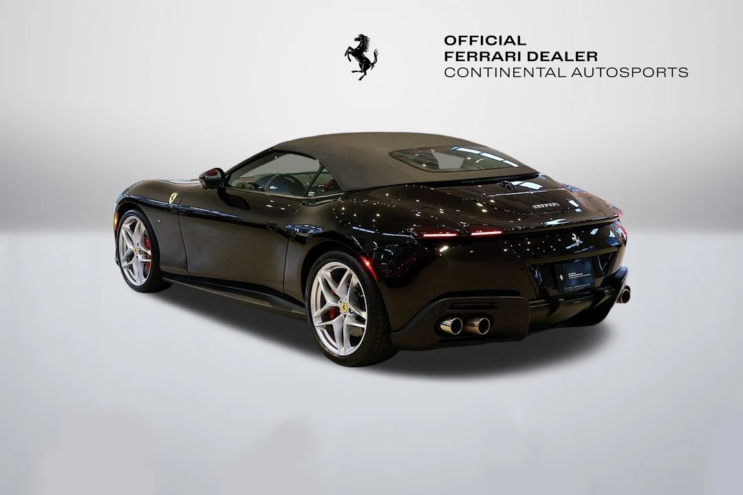 2025 Ferrari Roma Spider - Image 2 of 31