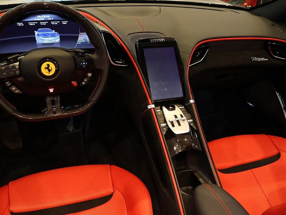 2025 Ferrari Roma Spider - Image 31 of 31