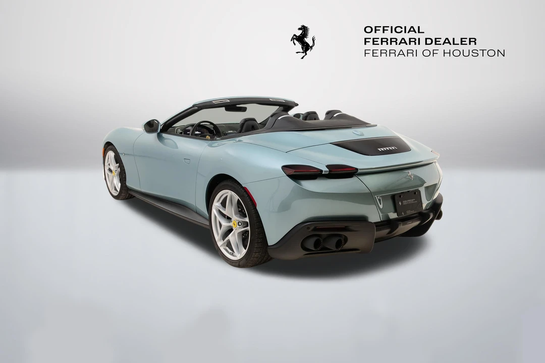 2025 Ferrari Roma Spider - Image 2 of 31