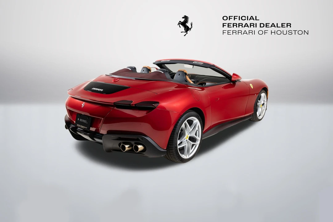 2025 Ferrari Roma Spider - Image 7 of 31