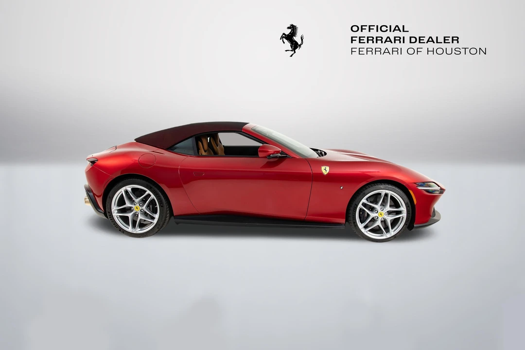 2025 Ferrari Roma Spider - Image 25 of 31