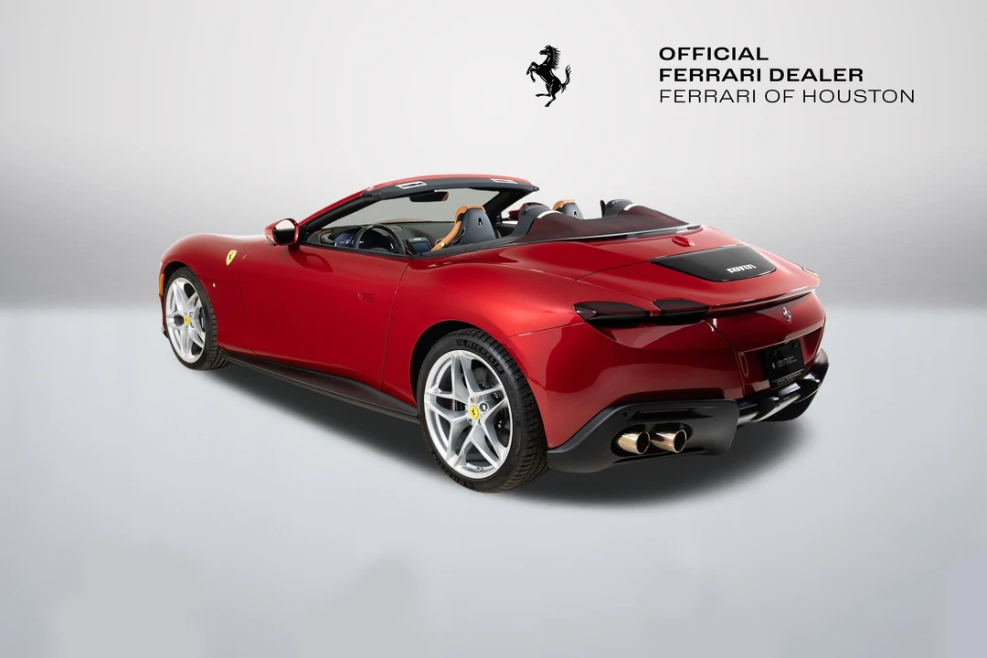 2025 Ferrari Roma Spider - Image 2 of 31