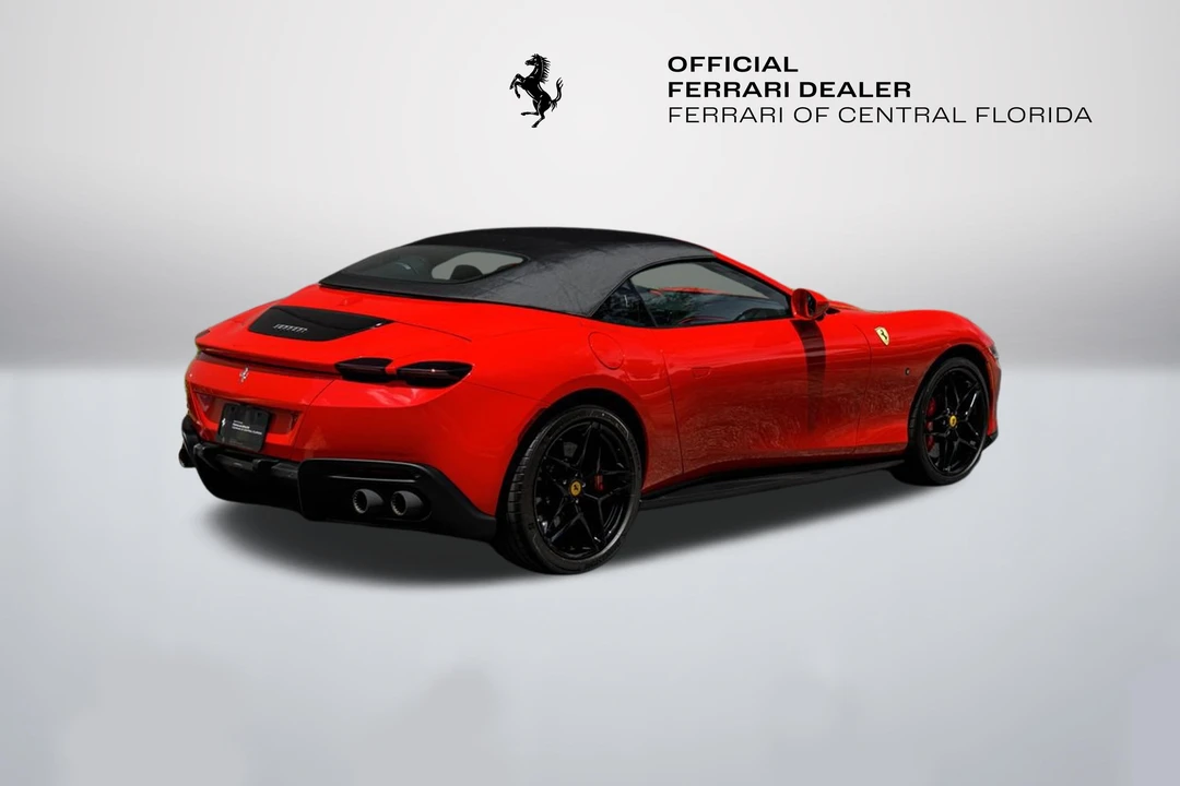 2025 Ferrari Roma Spider - Image 5 of 31