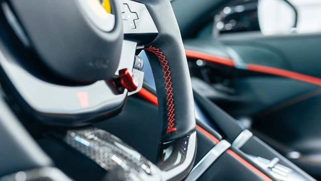 2025 Ferrari Roma Spider - Image 6 of 16