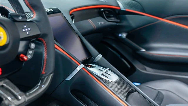 2025 Ferrari Roma Spider - Image 8 of 16
