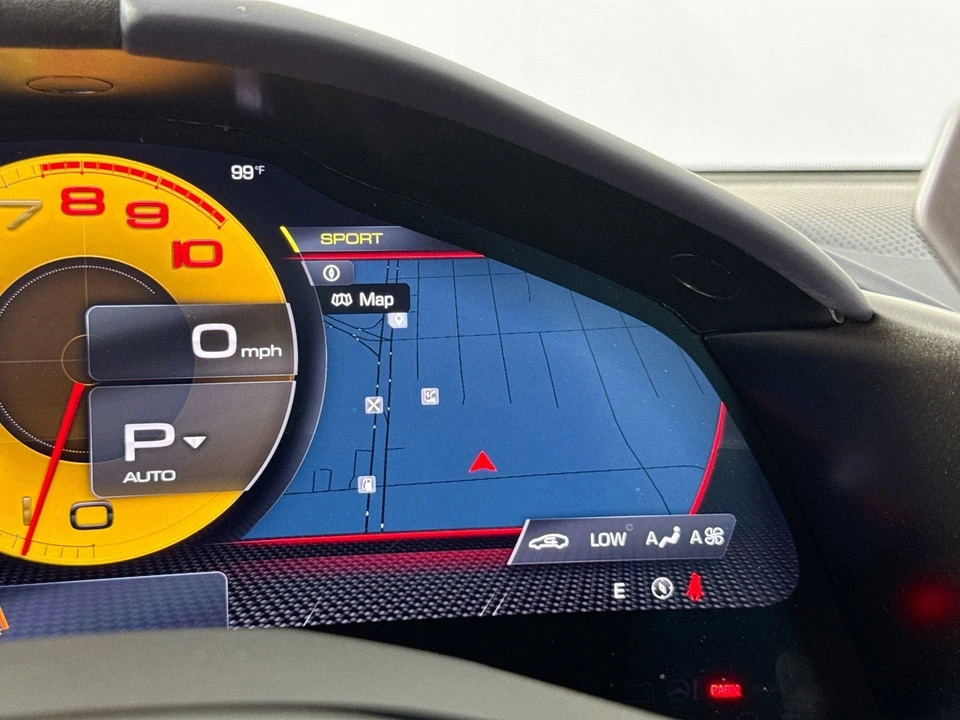 2025 Ferrari Roma Spider - Image 13 of 31