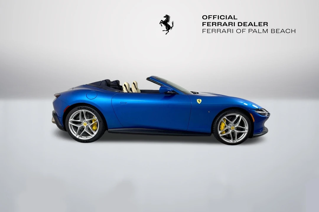 2025 Ferrari Roma Spider - Image 8 of 31