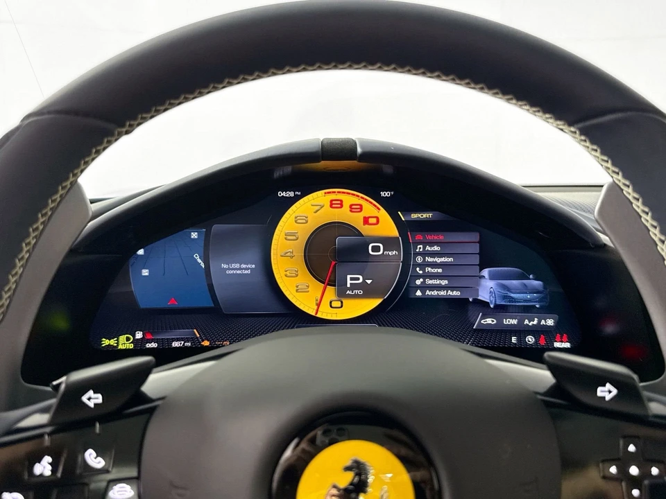 2025 Ferrari Roma Spider - Image 11 of 31