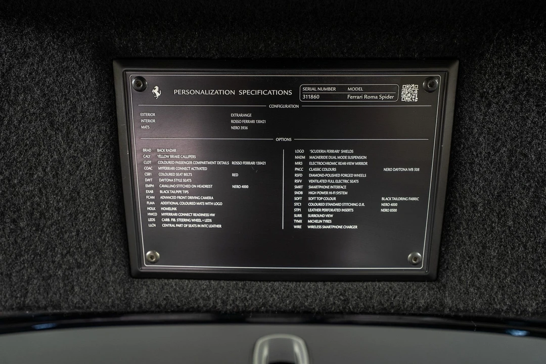 2025 Ferrari Roma Spider - Image 27 of 31