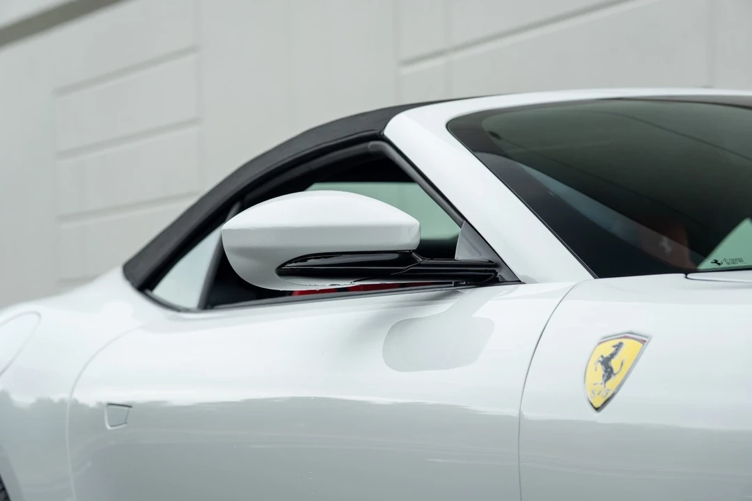 2025 Ferrari Roma Spider - Image 11 of 12