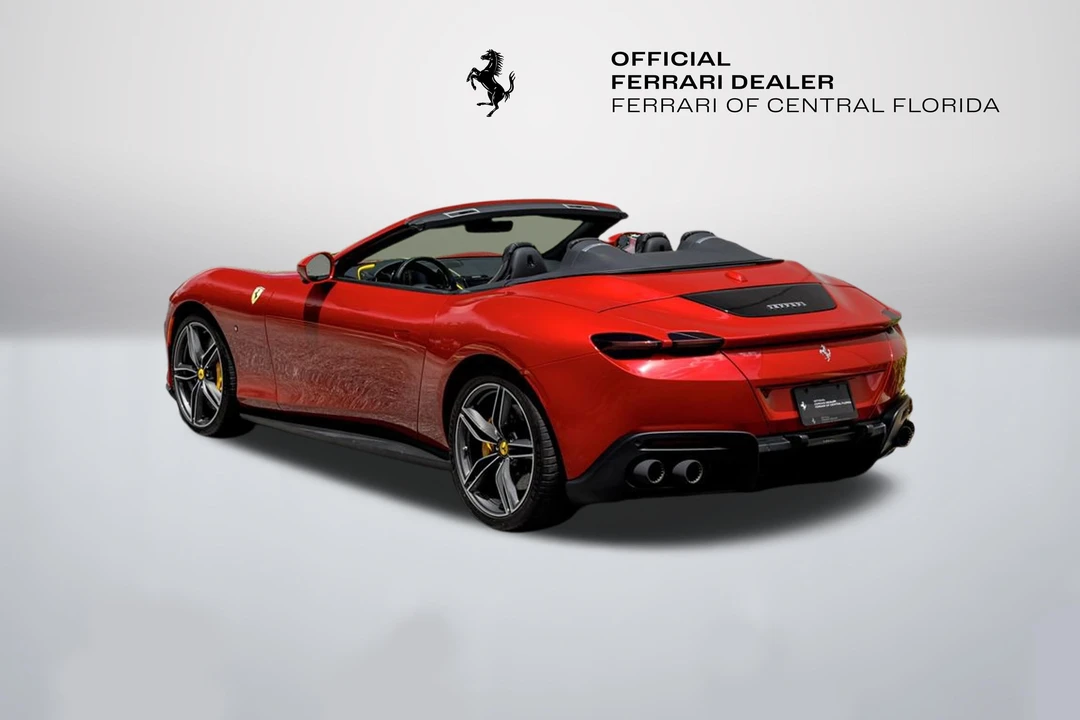 2025 Ferrari Roma Spider - Image 3 of 31