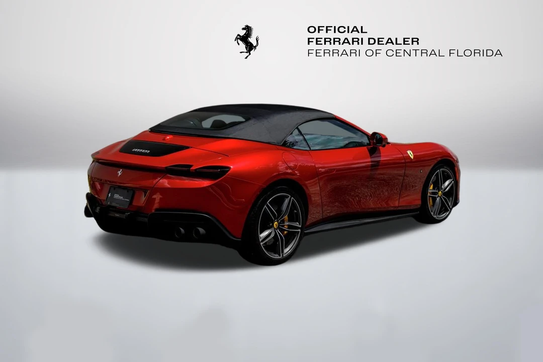2025 Ferrari Roma Spider - Image 5 of 31