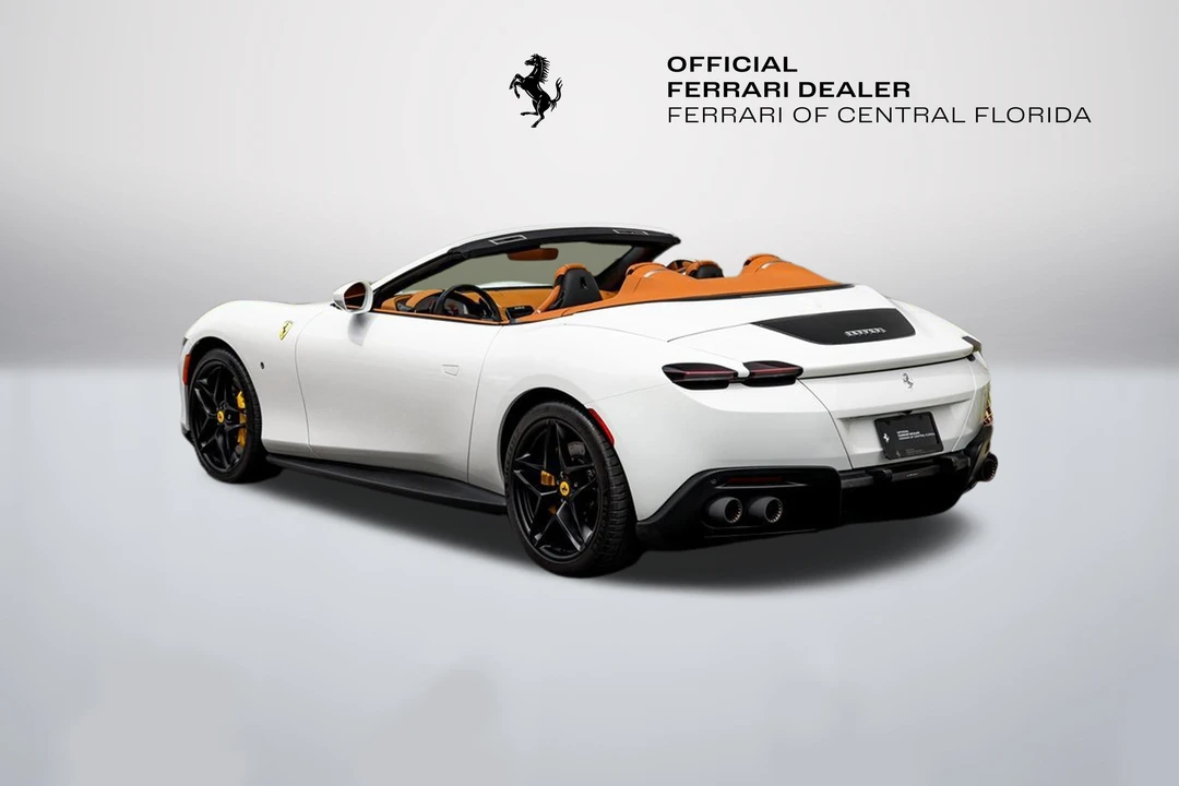 2025 Ferrari Roma Spider - Image 3 of 31