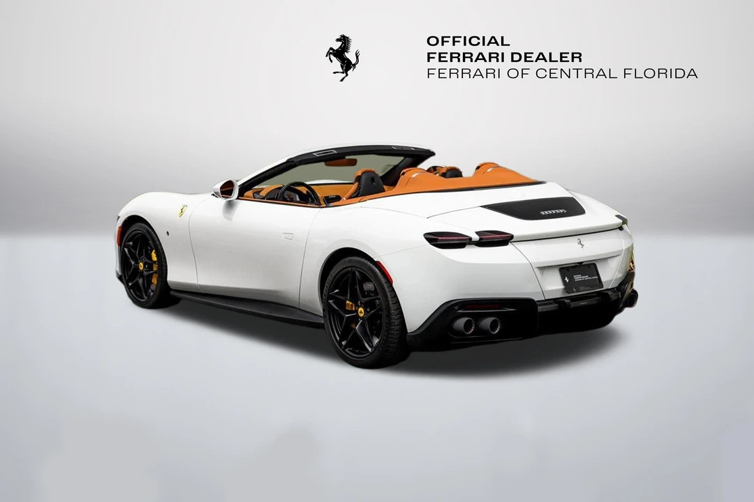2025 Ferrari Roma Spider - Image 3 of 31