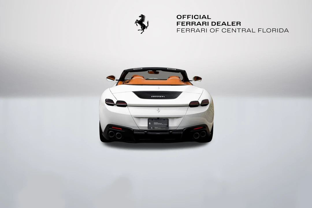 2025 Ferrari Roma Spider - Image 4 of 31