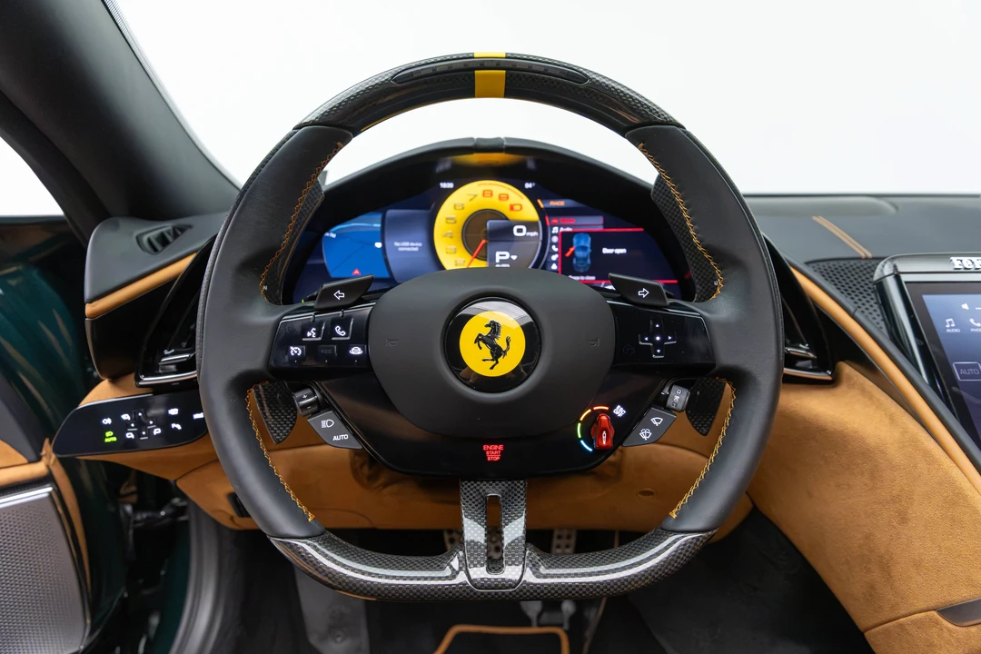 2025 Ferrari Roma Spider - Image 18 of 31