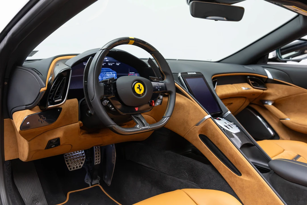 2025 Ferrari Roma Spider - Image 4 of 31