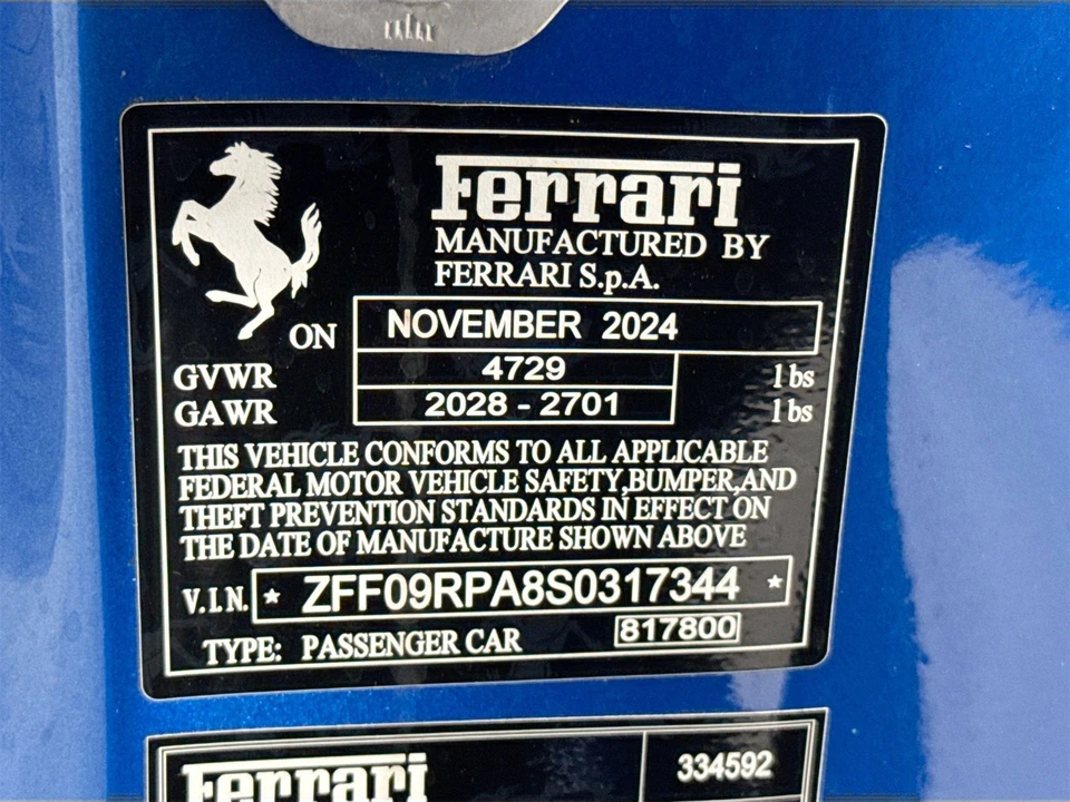 2025 Ferrari Roma Spider - Image 29 of 29