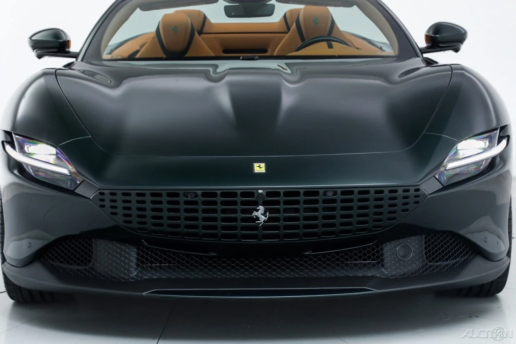 2025 Ferrari Roma Spider - Image 15 of 21