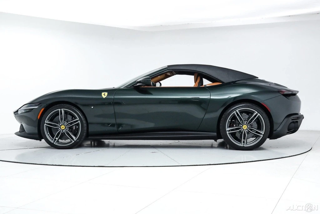 2025 Ferrari Roma Spider - Image 7 of 21