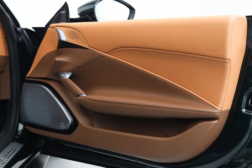 2025 Ferrari Roma Spider - Image 21 of 21