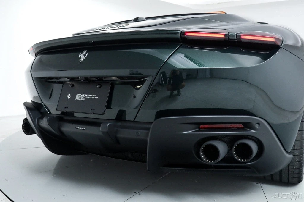 2025 Ferrari Roma Spider - Image 20 of 21