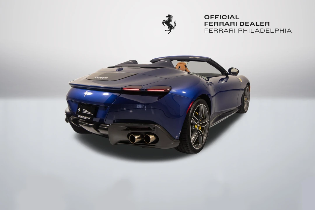 2025 Ferrari Roma Spider - Image 8 of 31