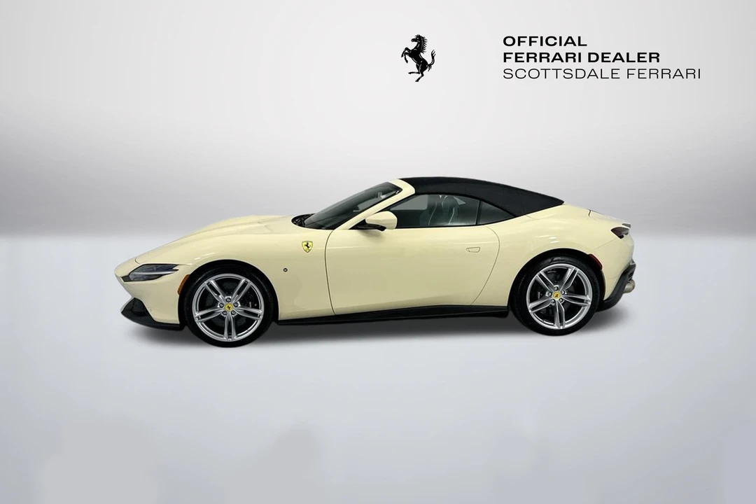 2025 Ferrari Roma Spider - Image 16 of 31