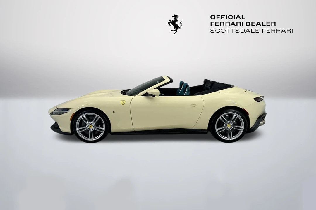 2025 Ferrari Roma Spider - Image 8 of 31