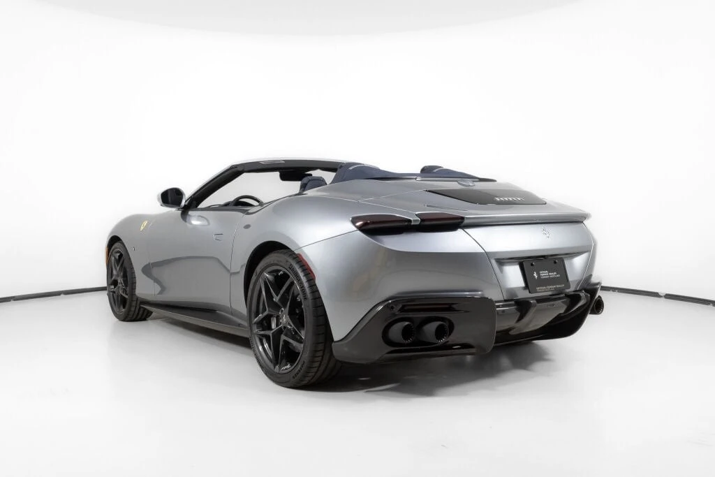 2025 Ferrari Roma Spider - Image 4 of 31