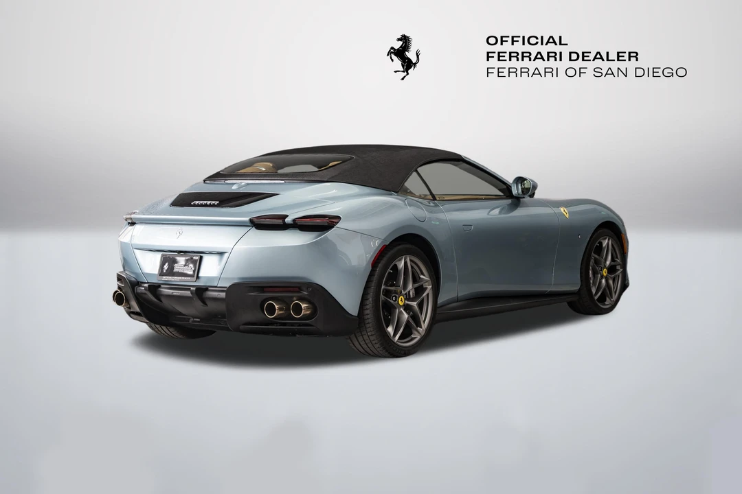 2025 Ferrari Roma Spider - Image 11 of 31