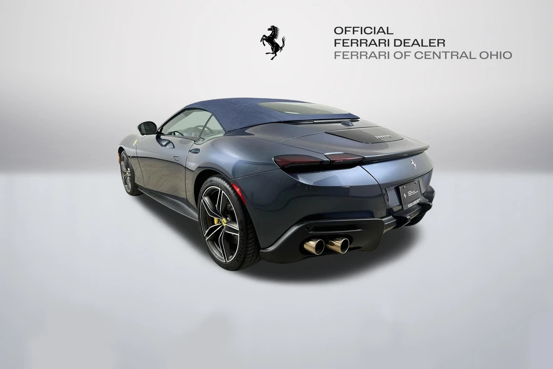 2025 Ferrari Roma Spider - Image 7 of 31