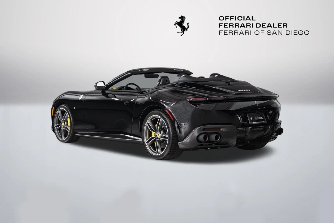 2025 Ferrari Roma Spider - Image 3 of 31