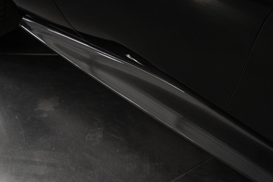 2025 Ferrari Roma Spider - Image 22 of 31