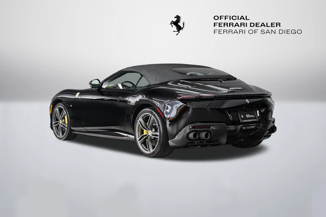 2025 Ferrari Roma Spider - Image 11 of 31