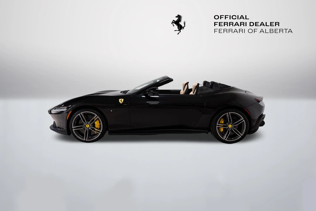 2025 Ferrari Roma Spider - Image 8 of 31
