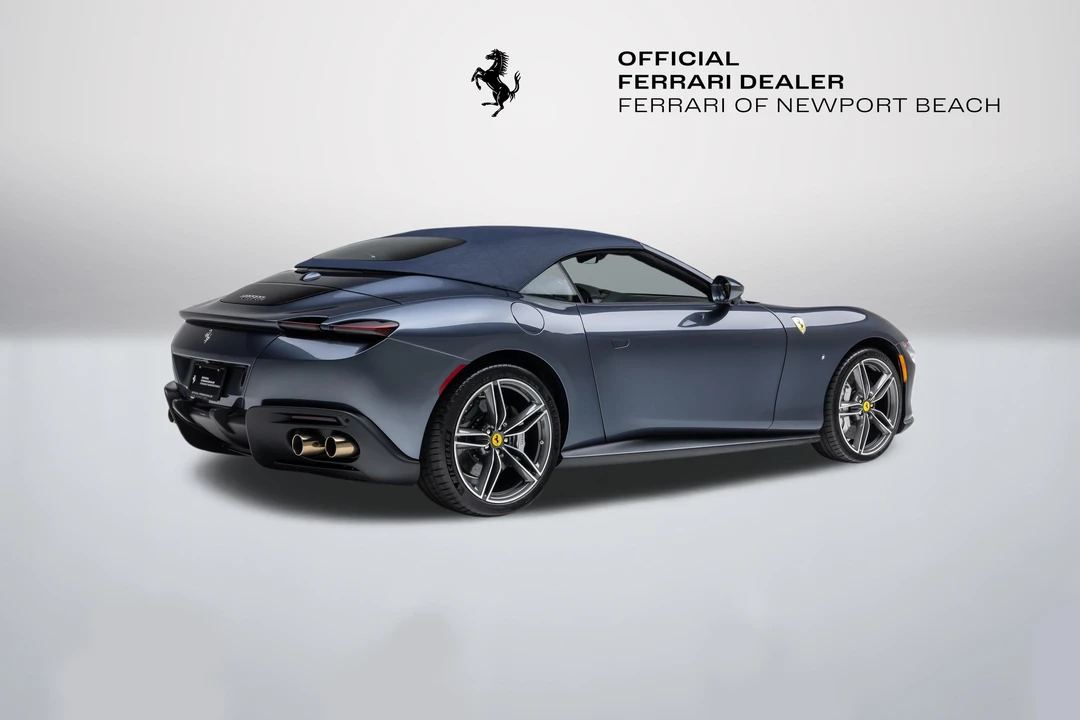 2025 Ferrari Roma Spider - Image 8 of 31
