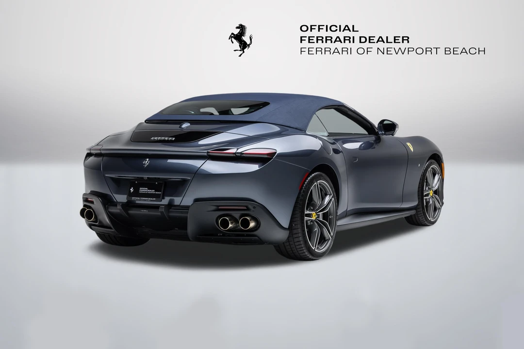 2025 Ferrari Roma Spider - Image 7 of 31