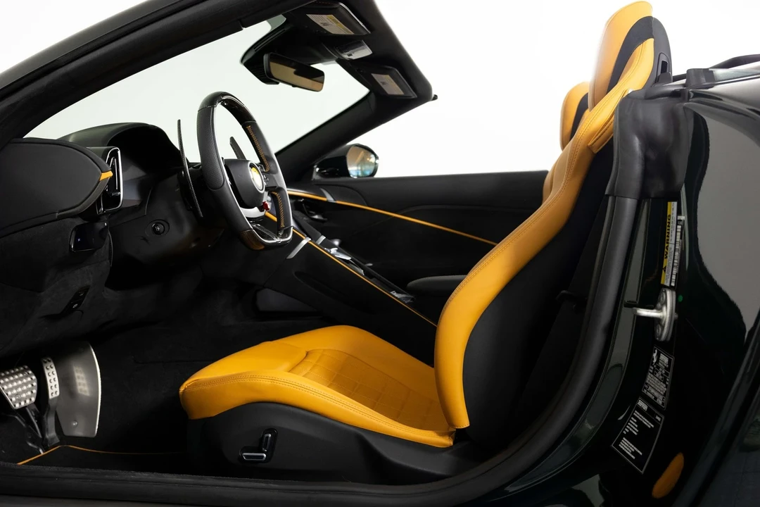 2025 Ferrari Roma Spider - Image 5 of 12
