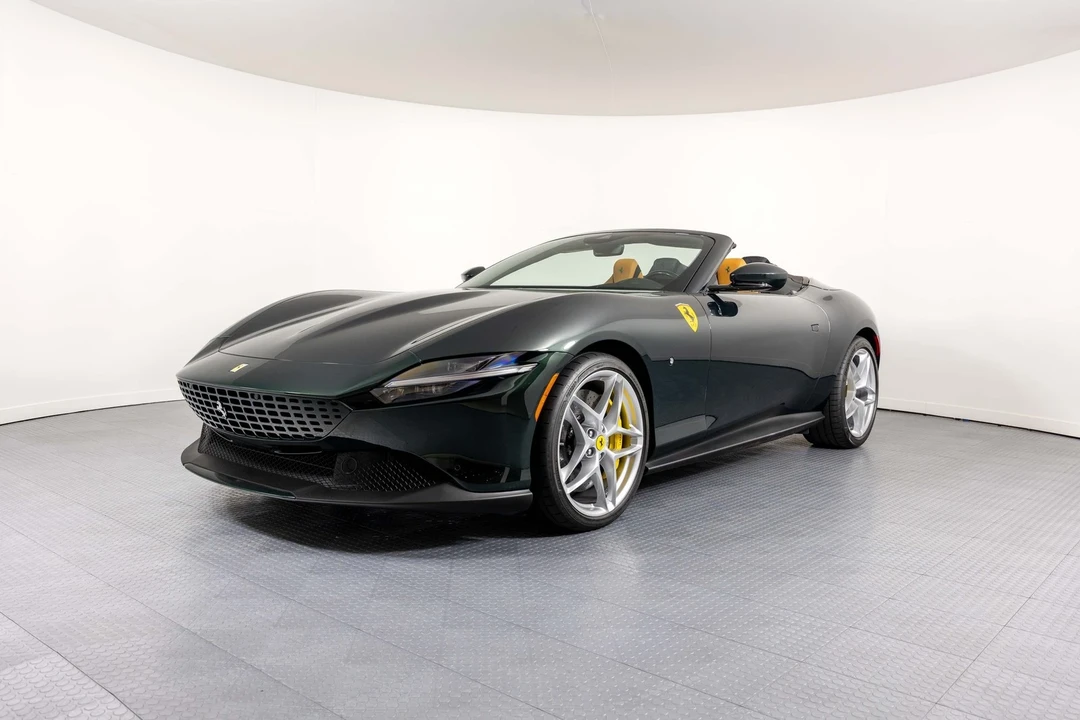 2025 Ferrari Roma Spider - Image 6 of 12