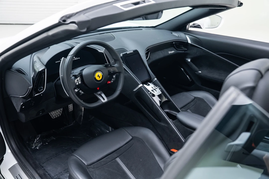 2025 Ferrari Roma Spider - Image 2 of 21