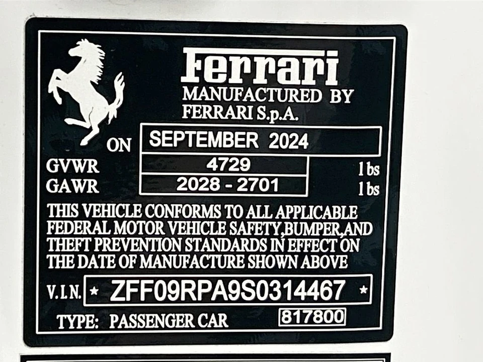 2025 Ferrari Roma Spider - Image 31 of 31