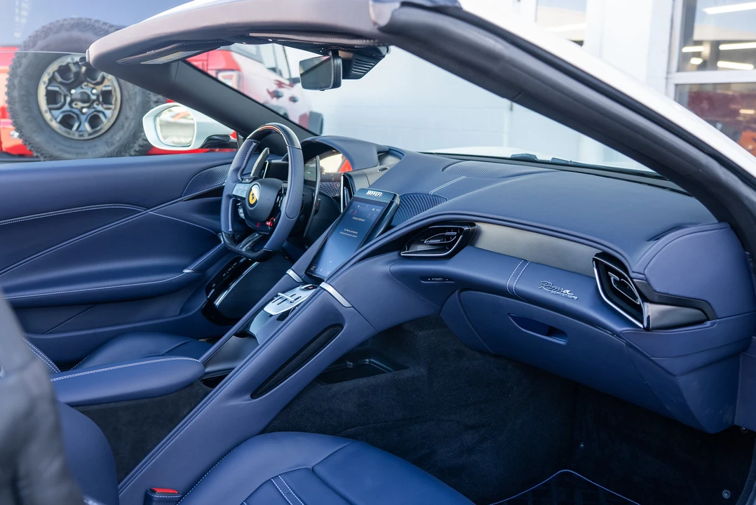 2025 Ferrari Roma Spider - Image 21 of 27
