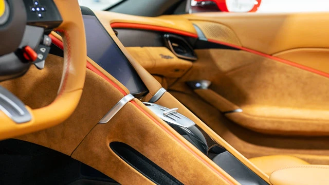 2025 Ferrari Roma Spider - Image 8 of 16